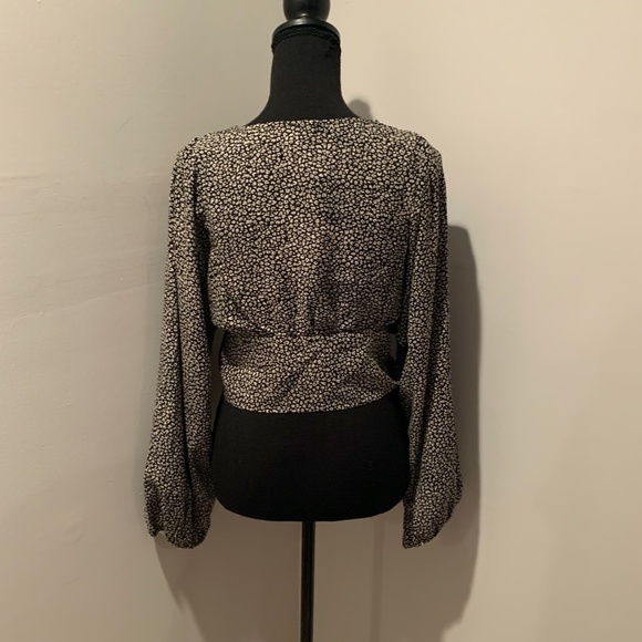 Princess Polly New Mood Top in Black Size 8 NWT - Picture 3 of 5